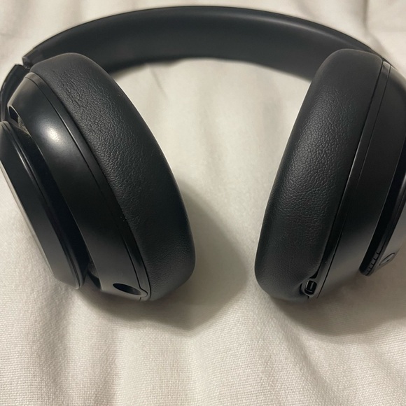 Used beats studio pro - Picture 3 of 3
